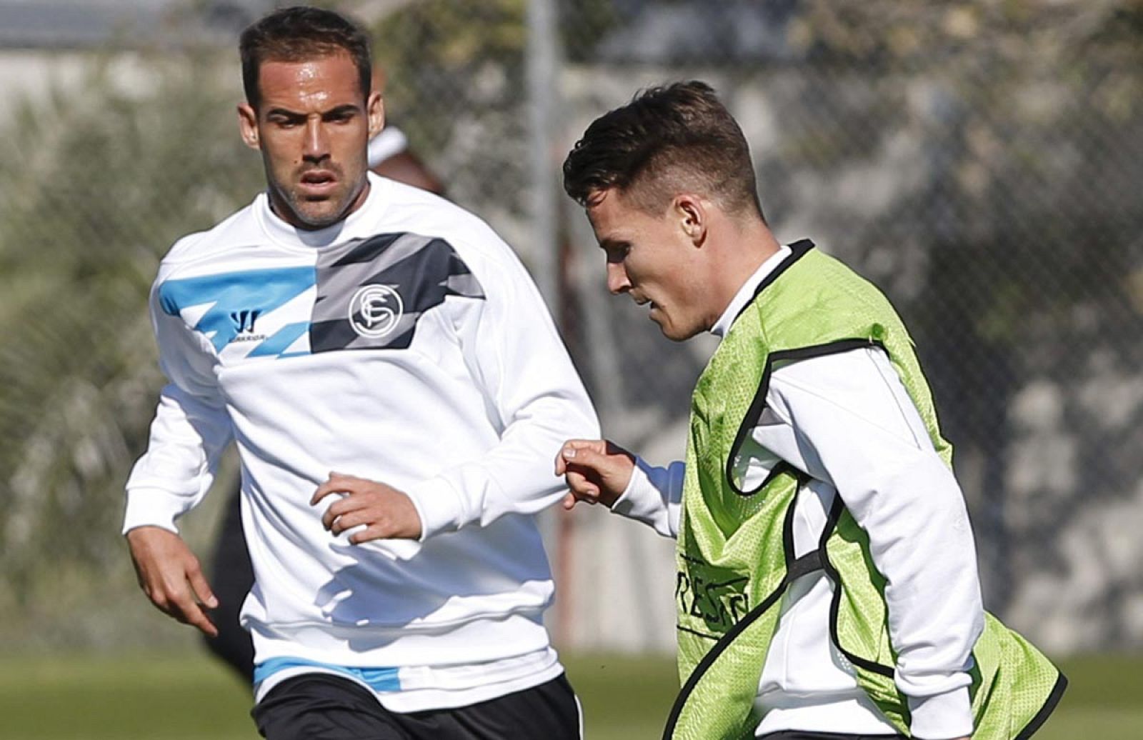 Fernando Navarro ficha por el Deportivo