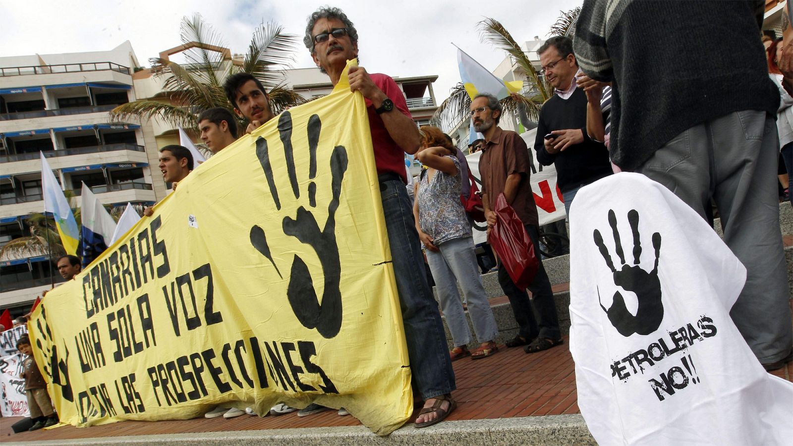 Manifestación en Las Palmas de Gran Canaria en junio de 2014 en contra de las prospecciones proyectadas por Repsol.