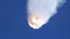 El cohete espacial Falcon 9 estalla poco después de su lanzamiento