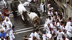 Tres heridos por asta de toro en un primer encierro de San Fermín 2015 rápido y accidentado