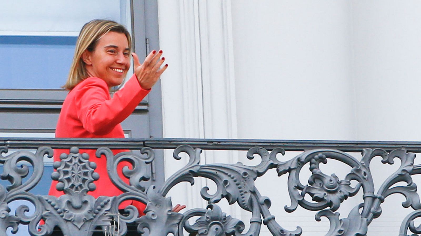 Federica Moghereini en el hotel de las negociaciones con Irán
