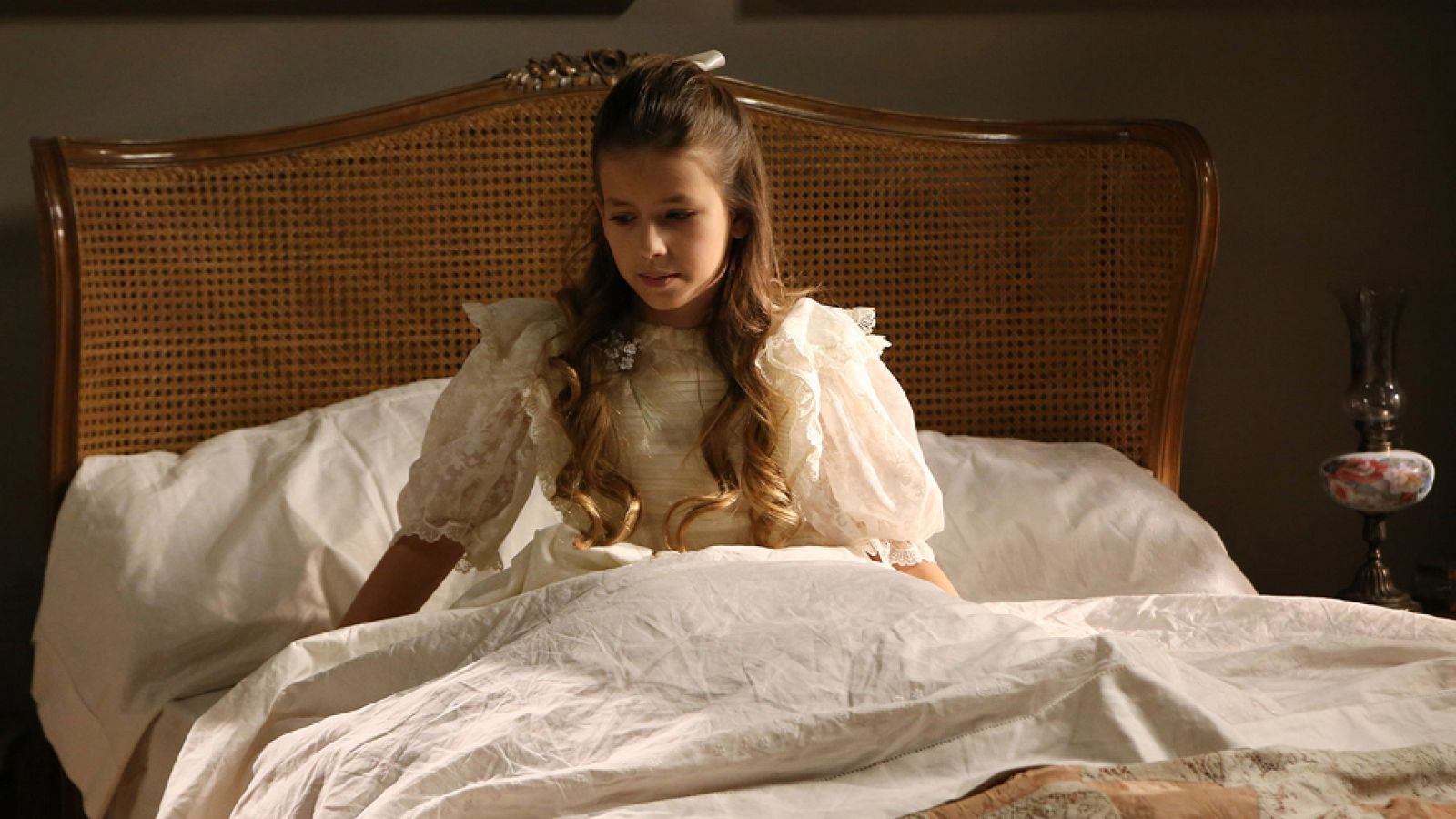 'Acacias 38' - Carlota