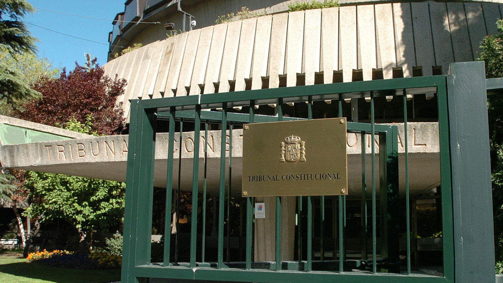Entrada del Tribunal Constitucional