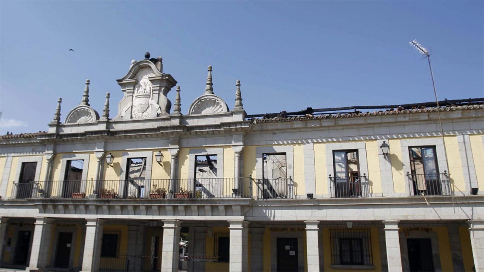 Fachada del salón de plenos del municipio madrileño de Brunete.