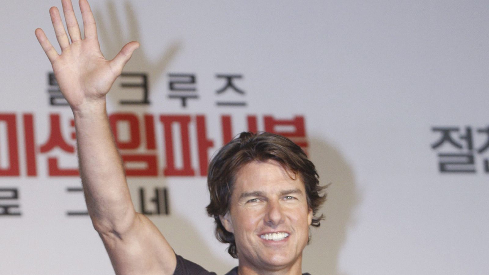Tom Cruise presentando Misión Imposible V