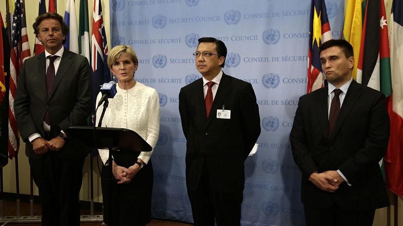 Ucrania y Holanda critican el "veto" ruso para juzgar a los culpables del avión derribado en 2014 y estudian crear un tribunal