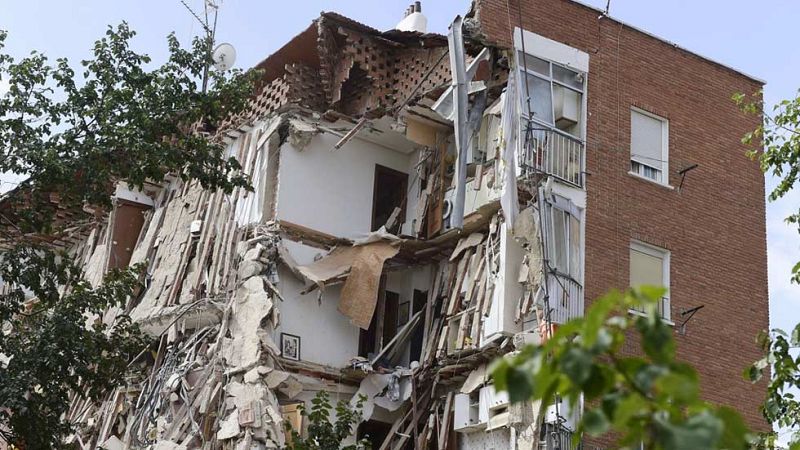 Se derrumba en Madrid un edificio de viviendas que había sido desalojado horas antes