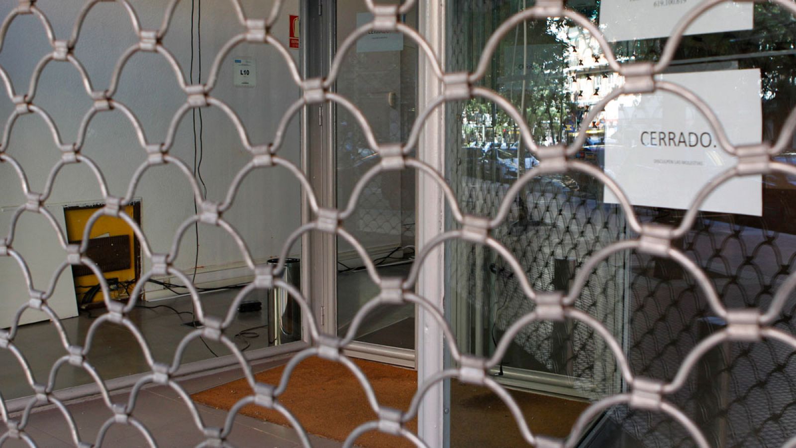 Local comercial cerrado en una calle de Madrid