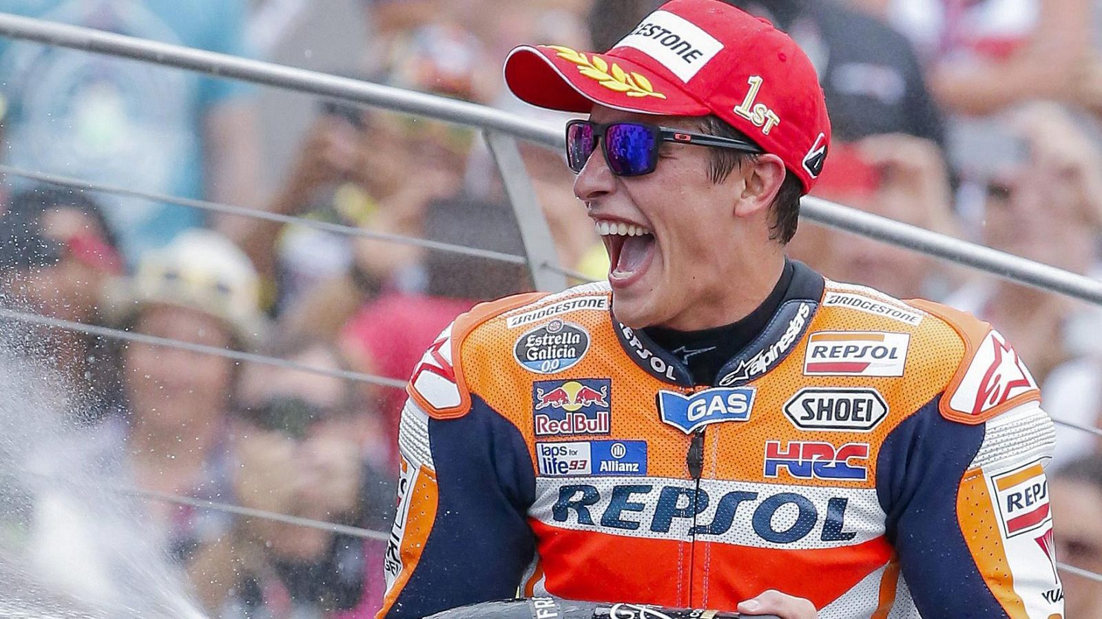El español Marc Márquez celebra su victoria en el GP de Indianápolis