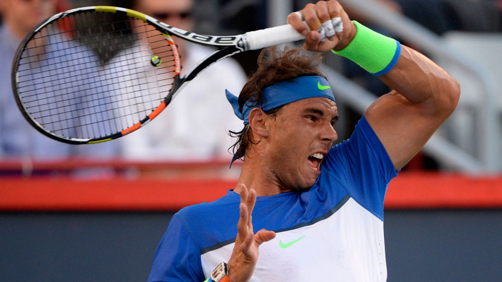 Rafa Nadal durante el partido contra el ruso Youzhny en Montreal.