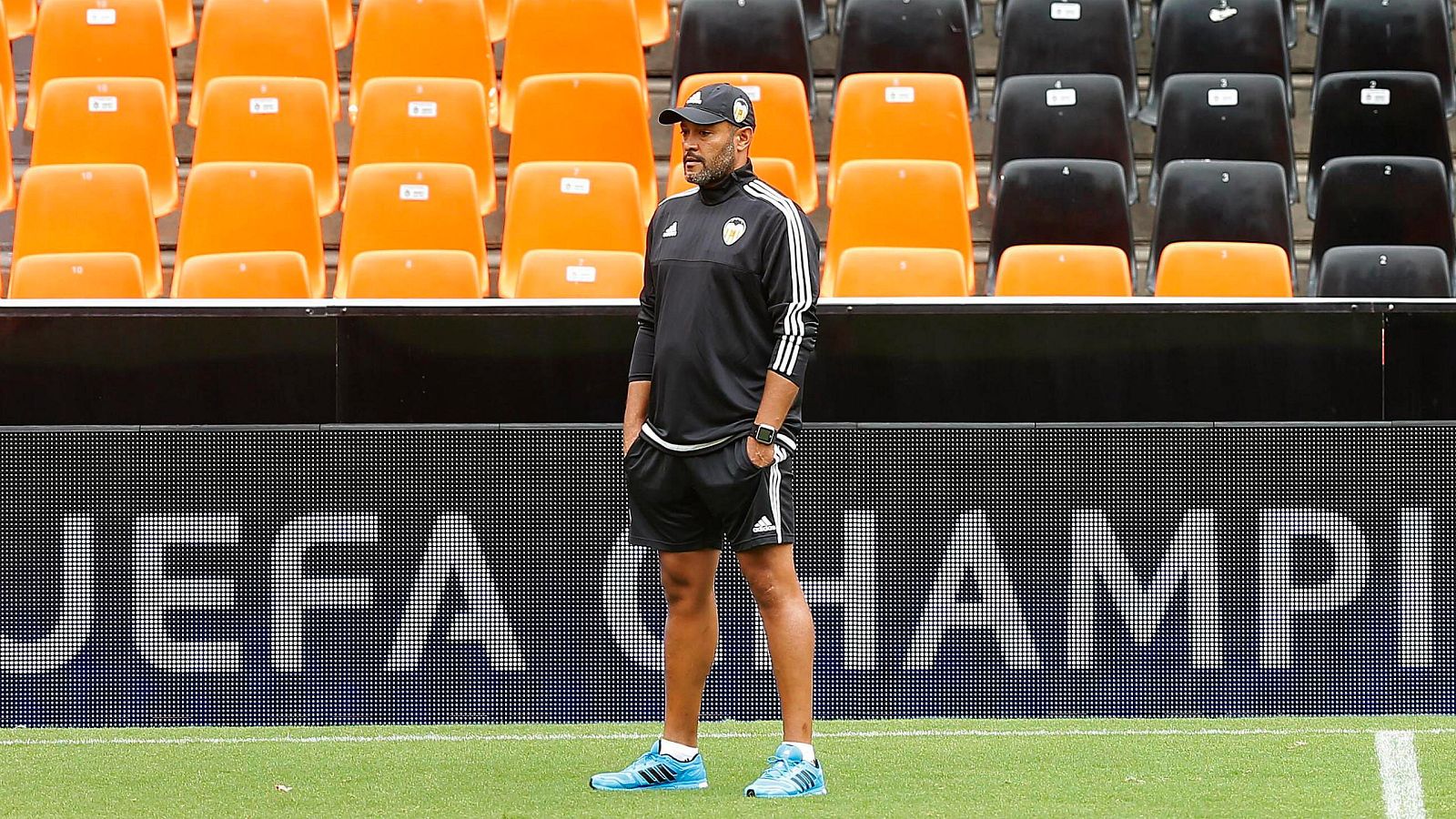 Nuno Espíritu Santo, en Mestalla