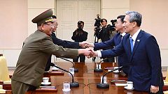 Las dos Coreas continuarán este domingo la reunión para solucionar la crisis militar