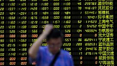 Nueva jornada de pérdidas en las Bolsas chinas, mientras otros mercados asiáticos frenan el desplome