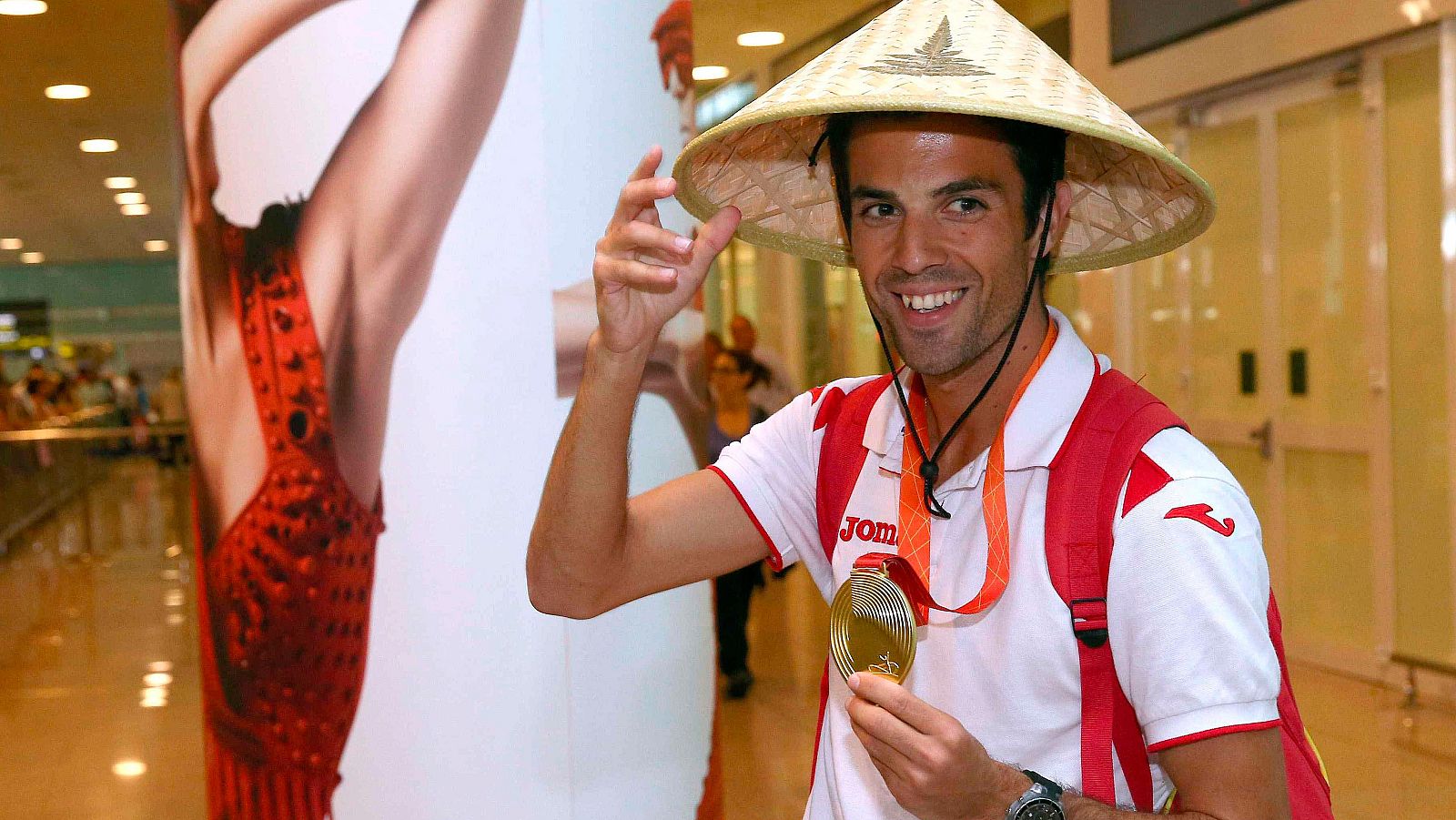 Miguel Ángel López regresa a España