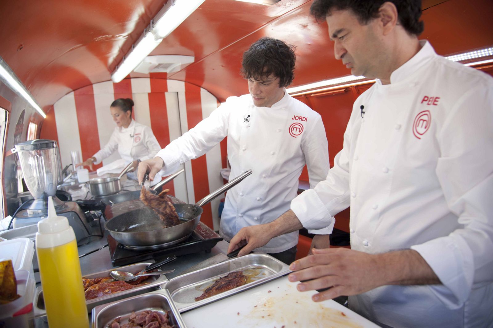 cocineros-al-vEl jurado de MasterChef ayudará a decidir el ganador de Cocineros al volante