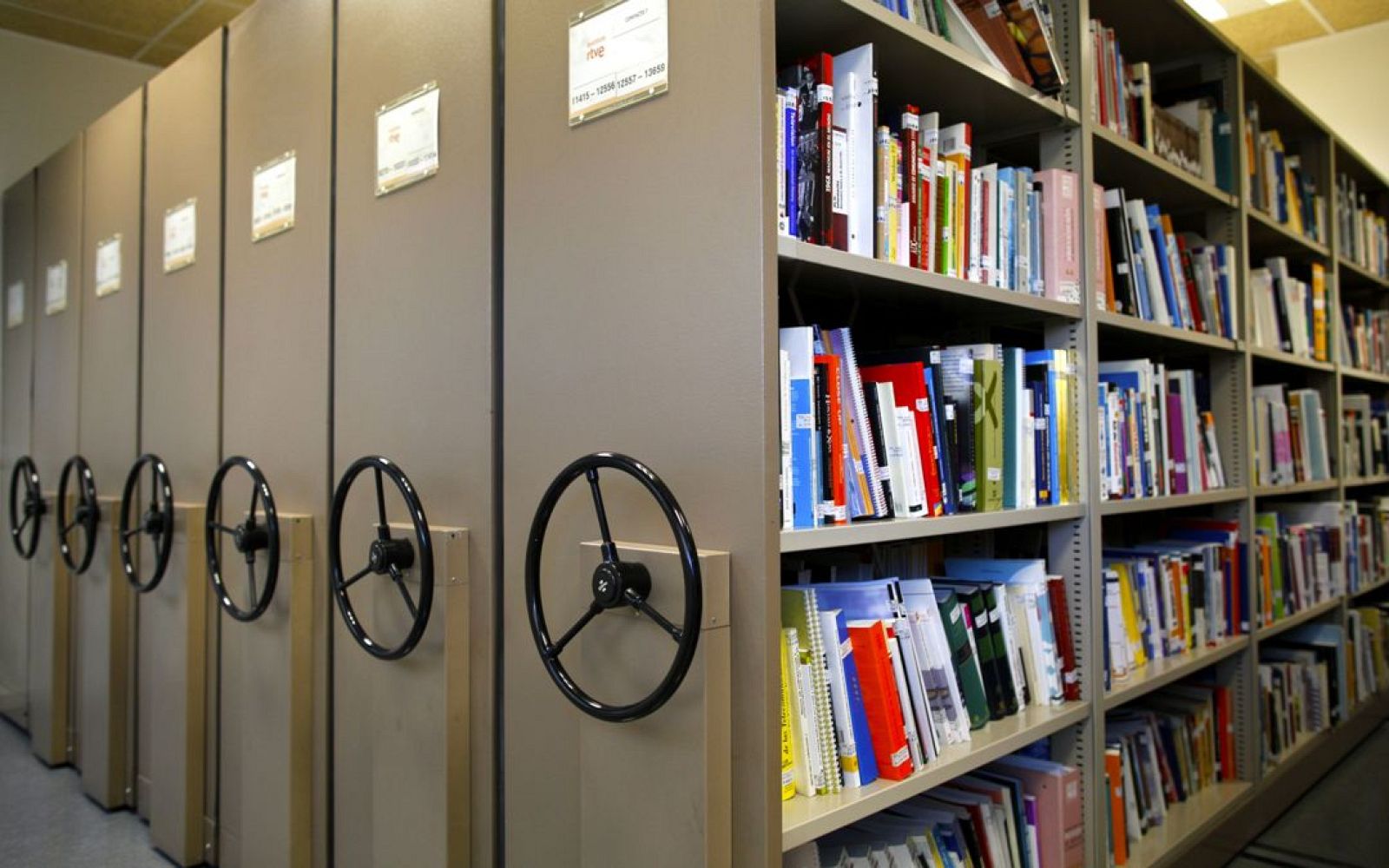Archivo biblioteca Instituto RTVE