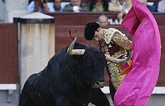 El diestro madrileño José Tomás vuelve esta tarde al ruedo en Santander y triunfa en taquilla