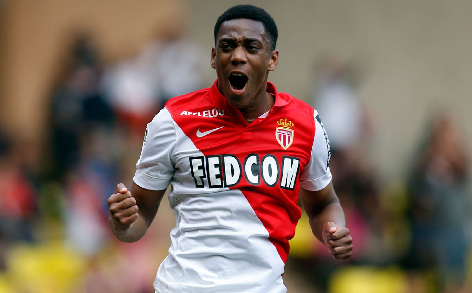 Martial ya es nuevo jugador del Manchester United