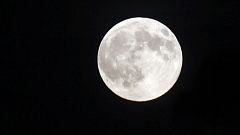 Las muestras traídas de la Luna por el programa Apolo se están deshaciendo