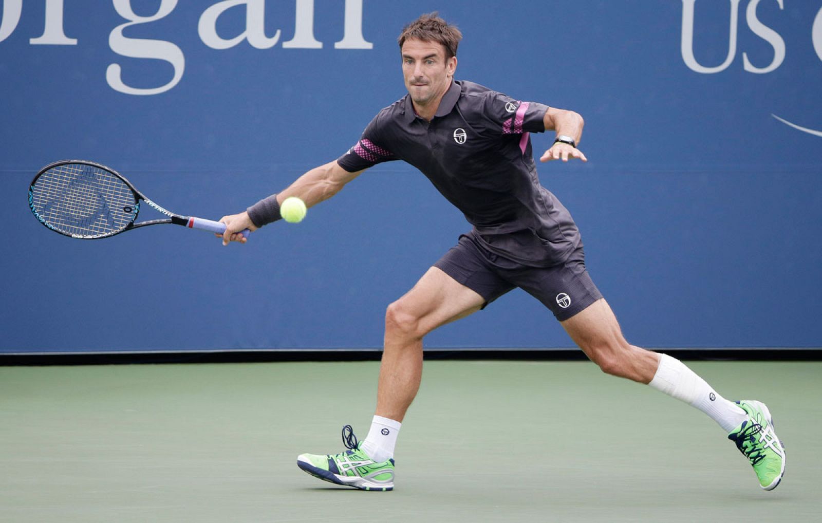 Robredo en su partido ante el galo