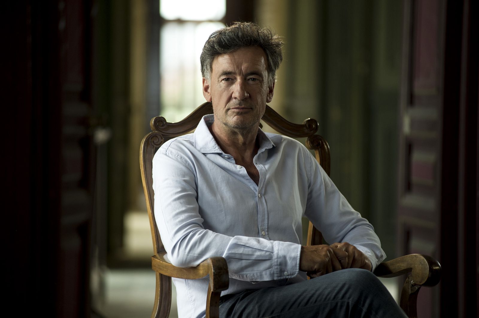 El actor Francis Lorenzo será el encargado de conducir 'El siglo de Águila Roja'