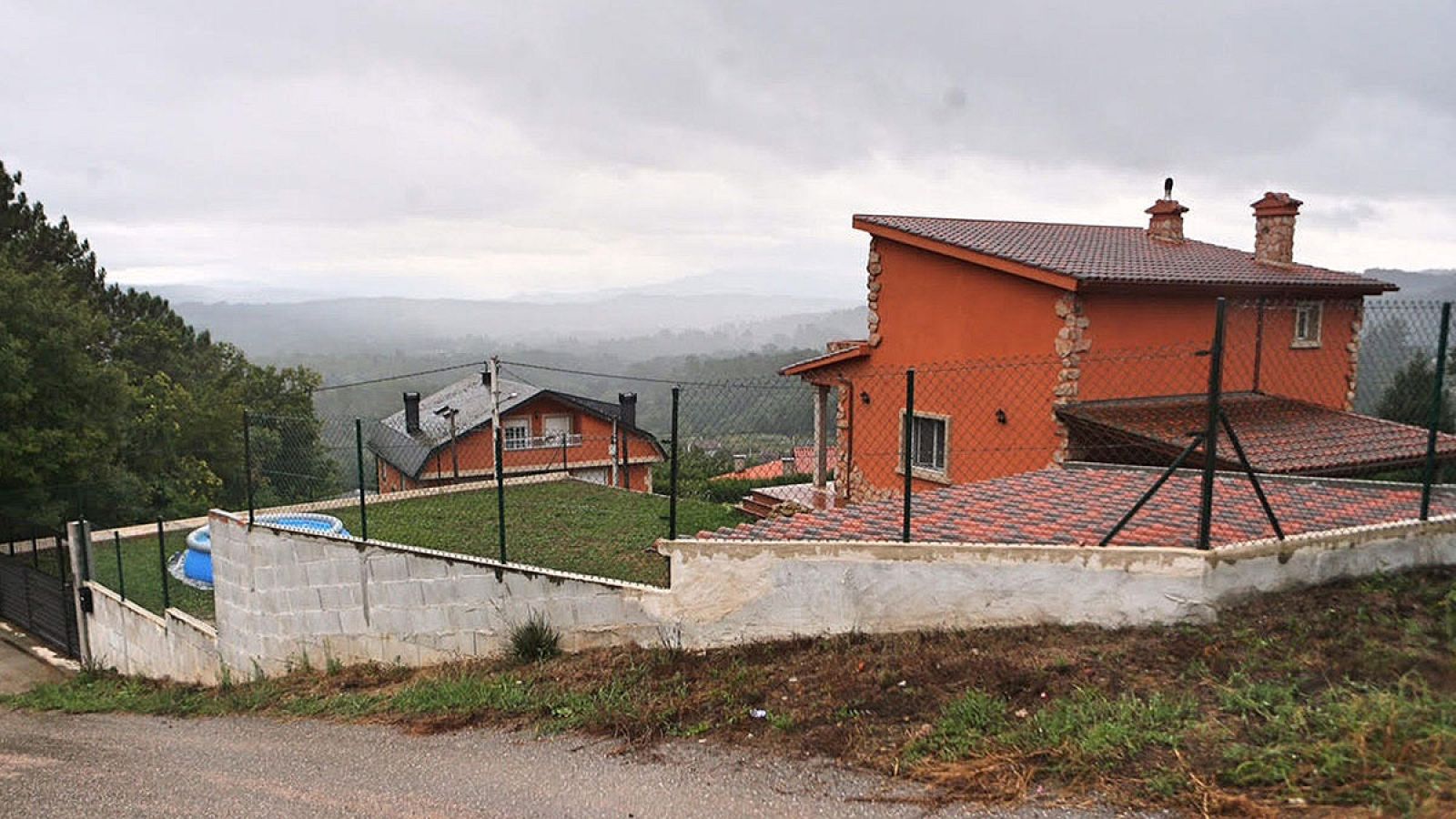 En la foto, domicilio del exbatería del grupo Los Piratas donde ocurrieron los hechos