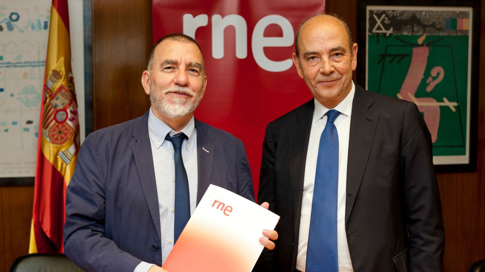 Joaquín Nieto y Alfonso Nasarre han firmado el acuerdo de colaboración