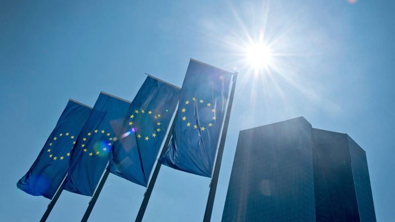 Bruselas reitera que Cataluña quedaría fuera de la UE si se independiza