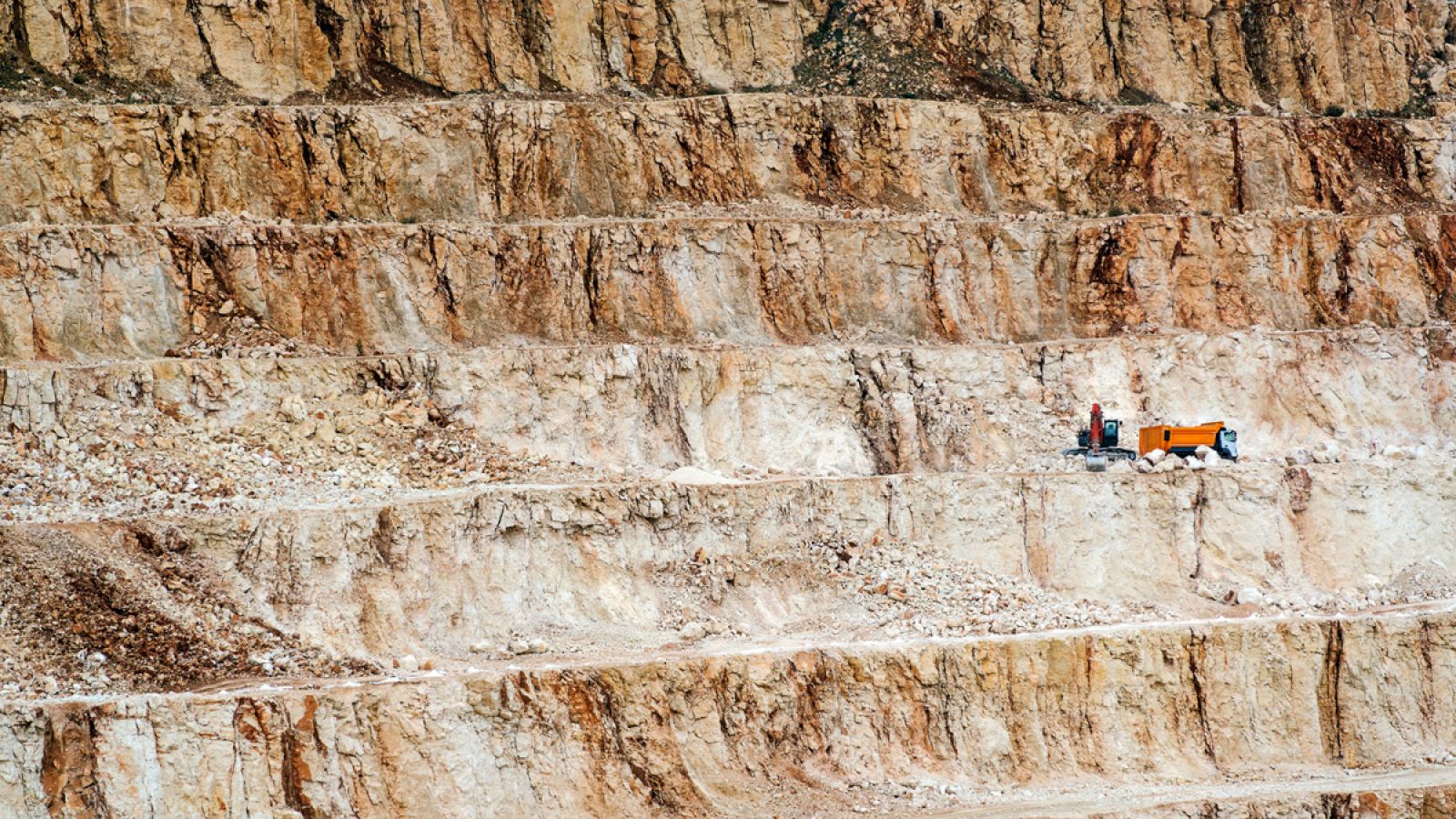 Una explotación minera a cielo abierto