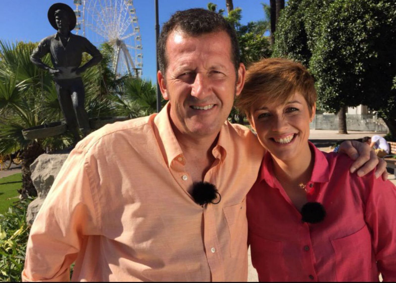 Nuestros presentadores, Carlos García-Hirschfeld y Marta Solano visitan Málaga