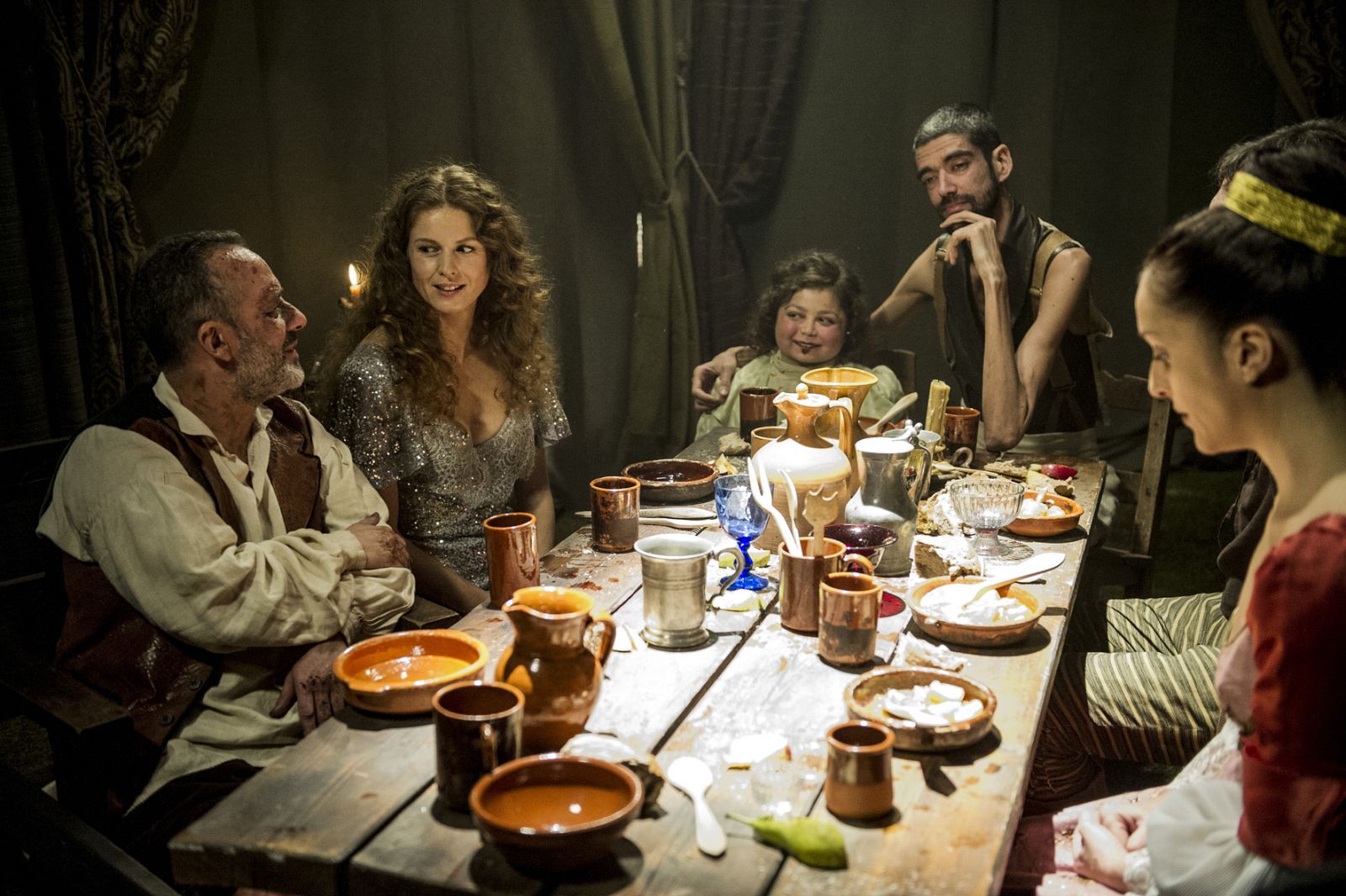 Sátur, convencido de ser culpable de una violación, buscará una nueva vida alejado de la Villa