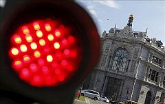 El Banco de España insta a incentivar los contratos indefinidos para impulsar la productividad