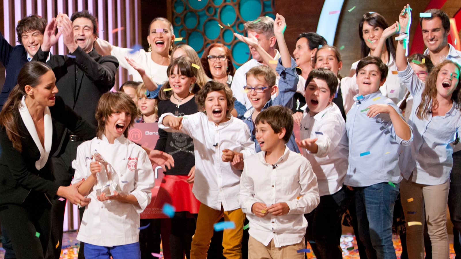 Los finalistas de MasterChef Junior participan en The Petite Fashion Week 2015