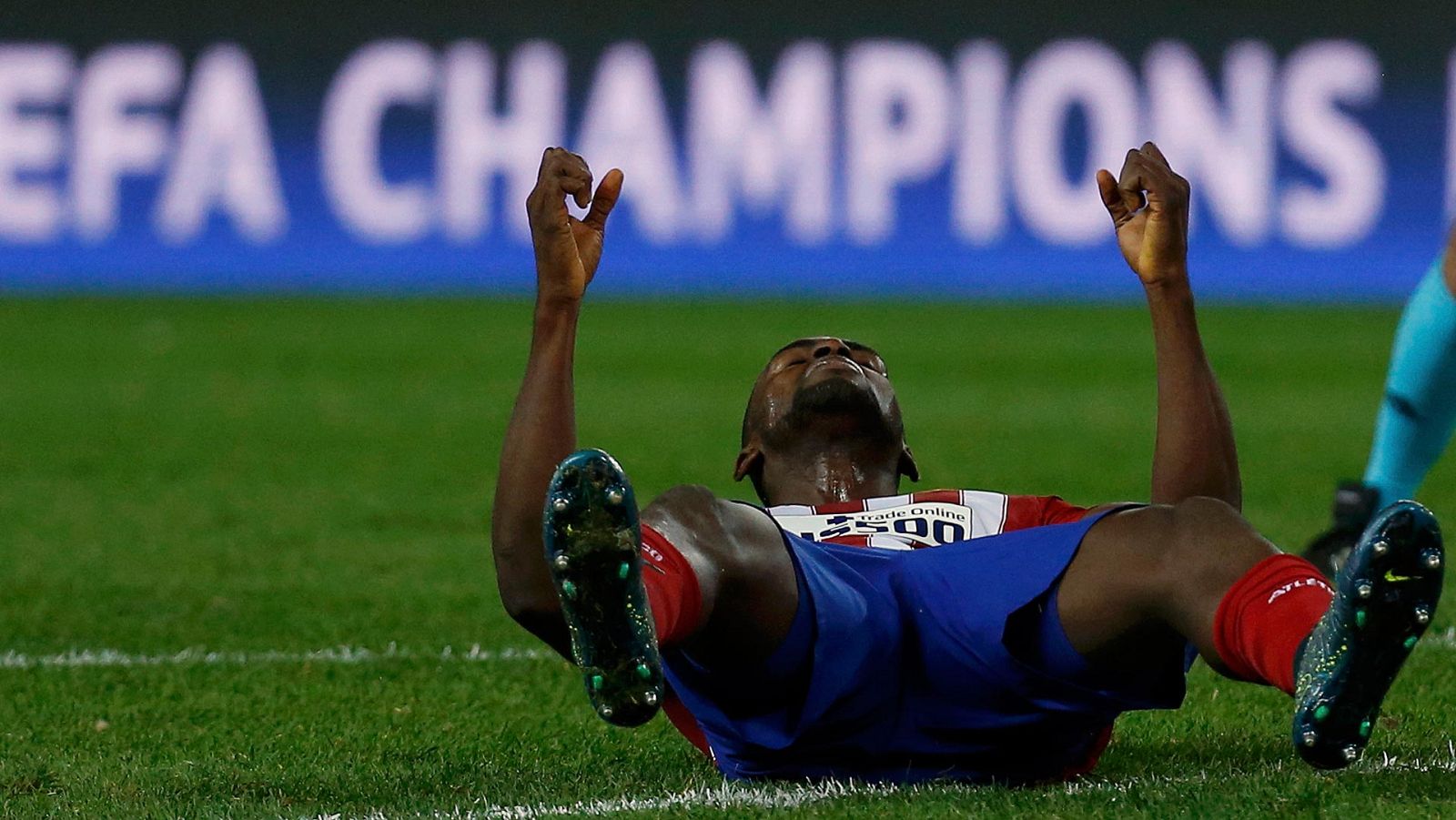 Jackson Martínez se desquita