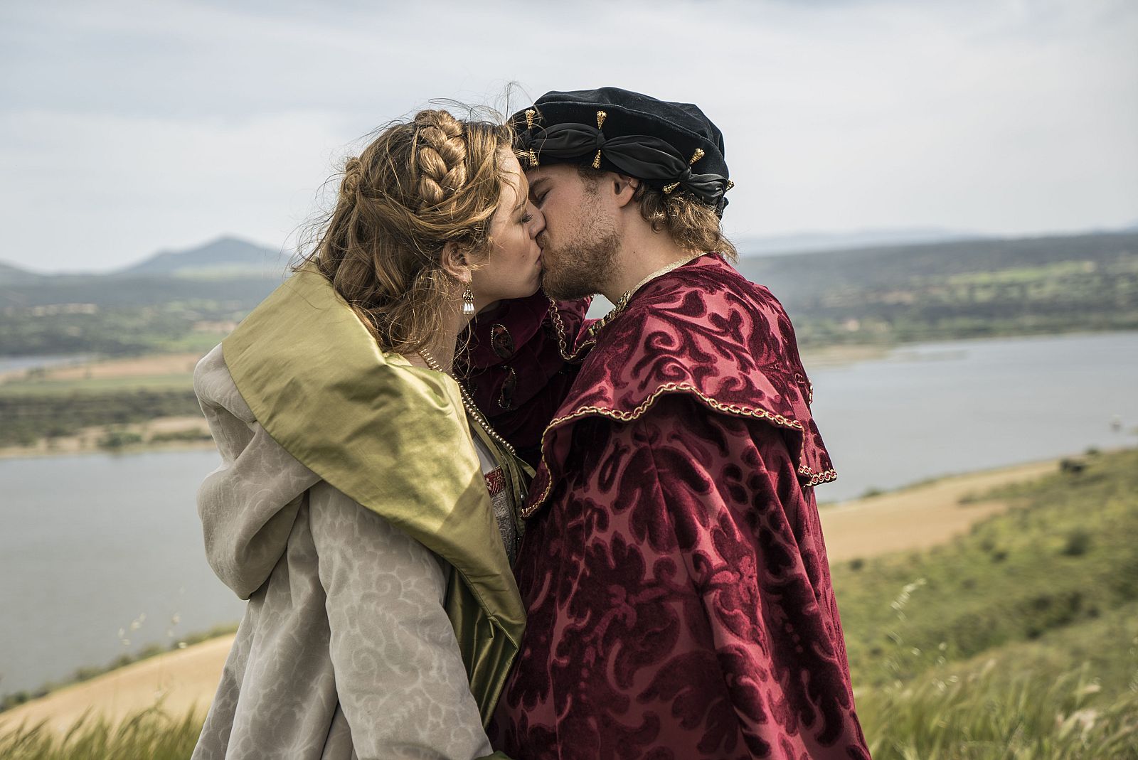 El anhelado encuentro entre Isabel y Carlos