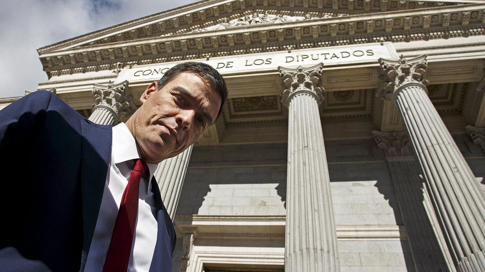 El PSOE presenta 40 propuestas para la reforma de la Constitución