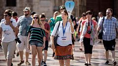 Casi 2,5 millones de personas trabajaban en el sector turístico en el tercer trimestre, el 13,6% del total de ocupados