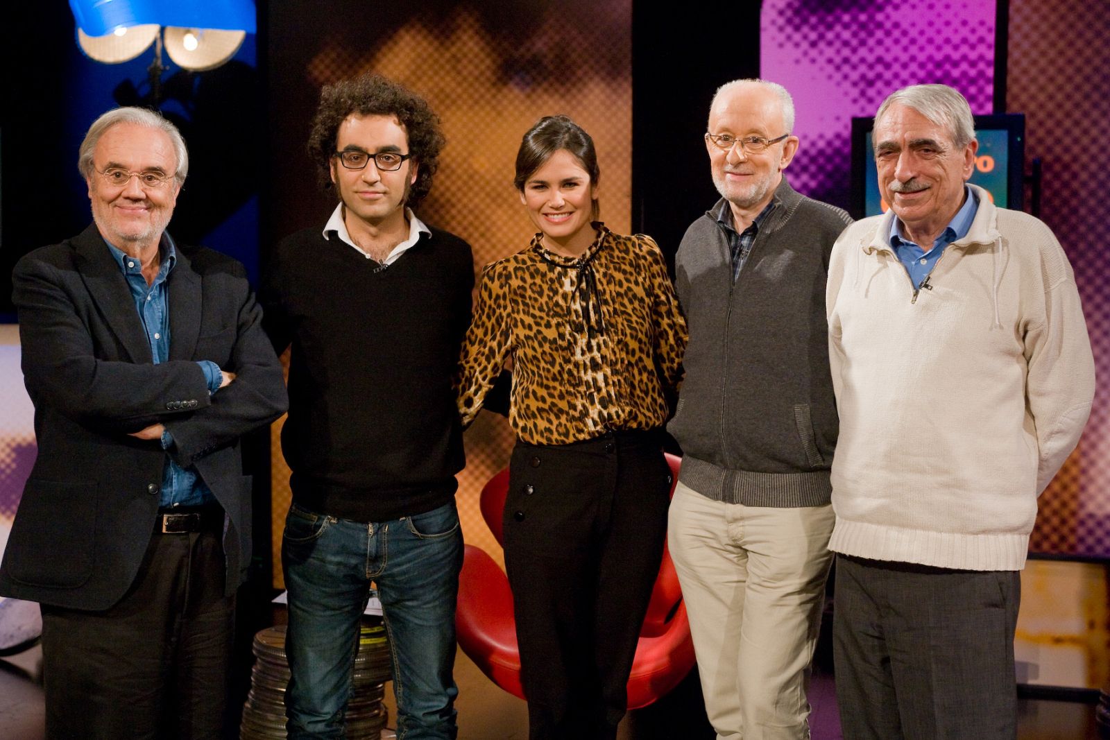 El director de 'Camada negra', Manuel Gutiérrez Aragón, y el director, periodista y escritor, Javier Maqua, junto a los colaboradores del programa Luis E. Parés y Carlos F. Heredero, y Elena S. Sánchez