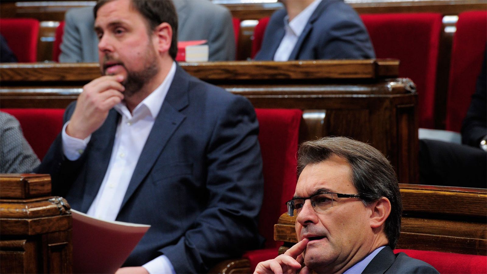 Los líderes de CDC y ERC, Artur Mas (d) y Oriol Junqueras, en una imagen de archivo.