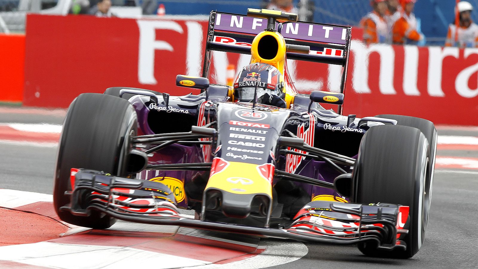 Rosberg, el más rápido en México