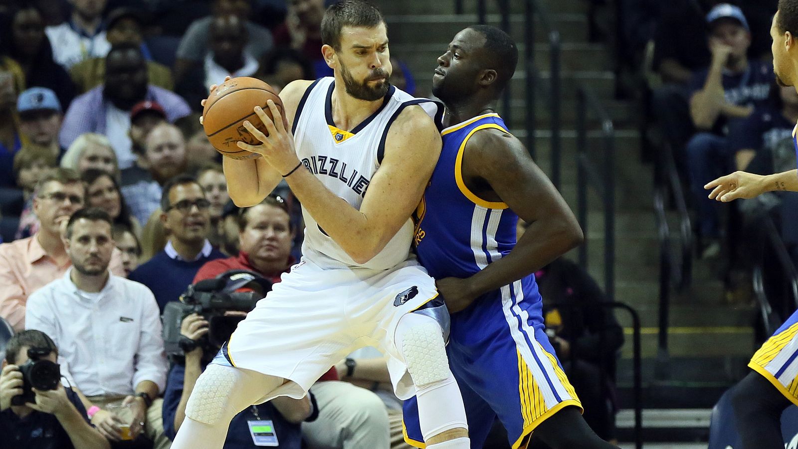 Gasol, frente a los Warriors
