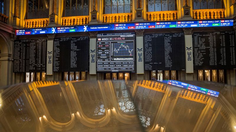 El IBEX 35 pierde un 2,25% lastrado por Repsol y las caídas del resto de Bolsas europeas