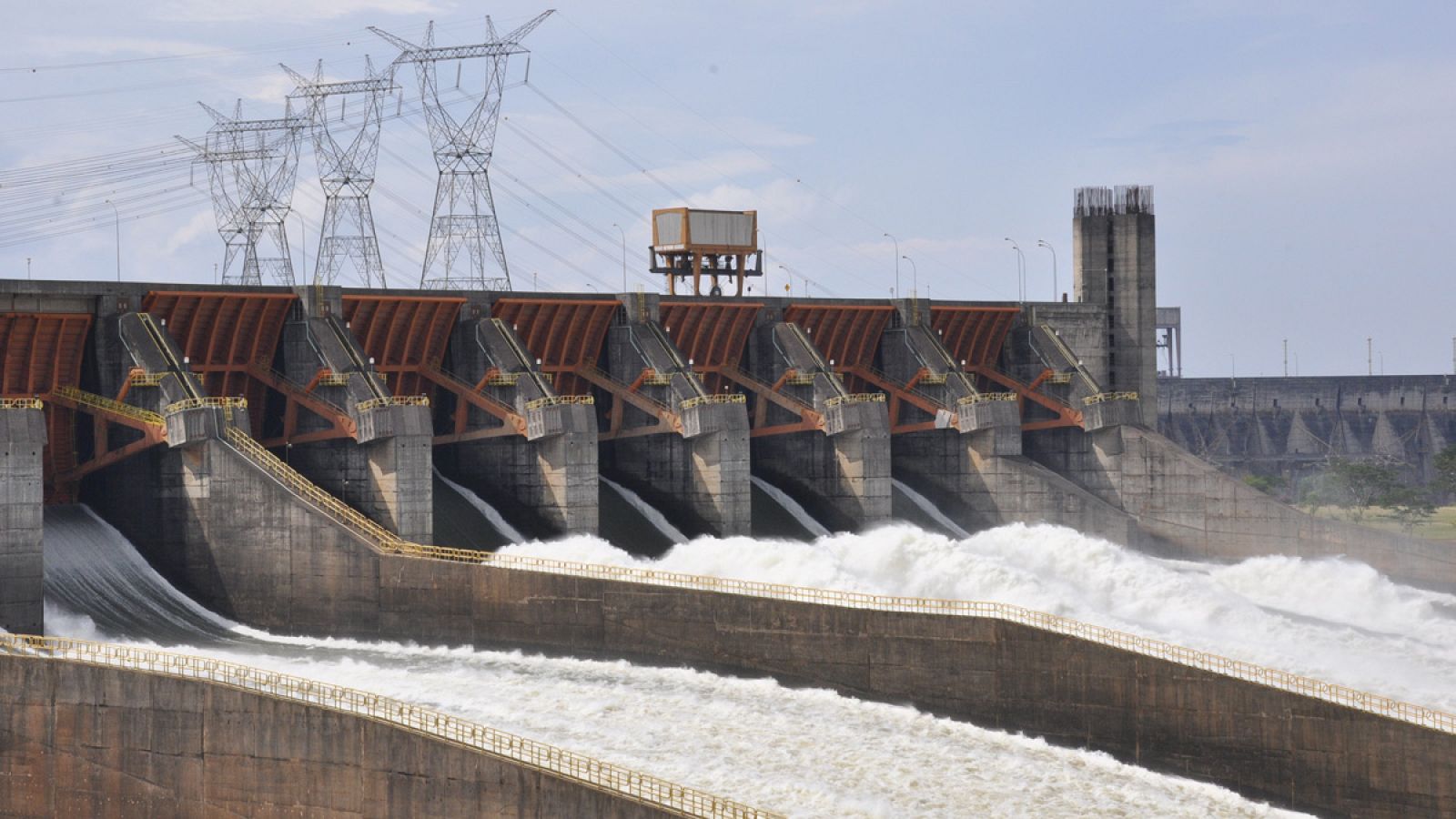 Central hidroeléctrica de Itaipú