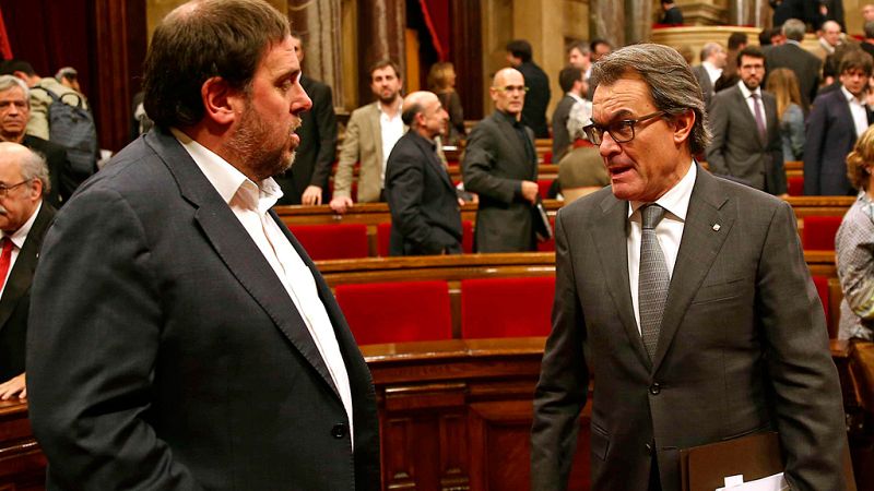 Junts pel Sí ratifica a Mas como único candidato y espera que la CUP se "mueva" para llegar a un acuerdo