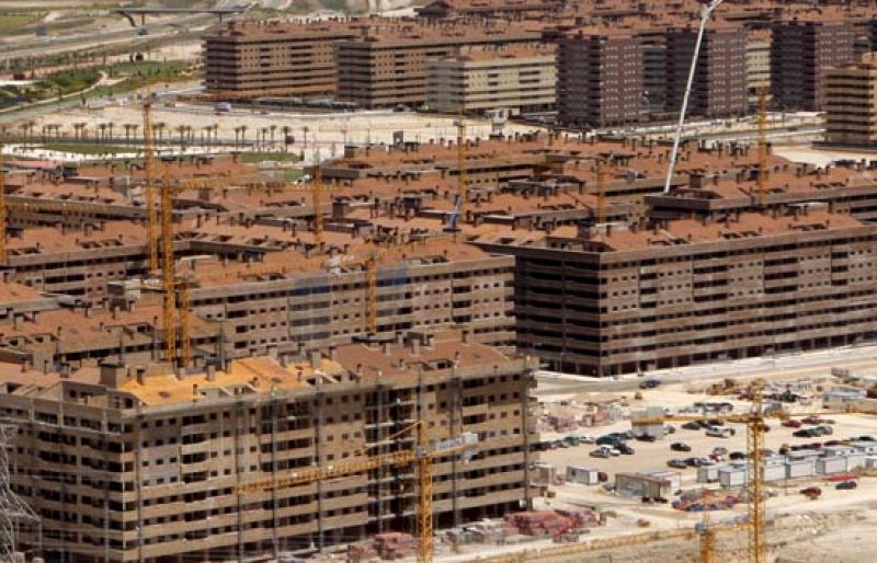 El BBVA prevé que un 14% de paro en 2009 y que la economía sólo crecerá un 0,5% 