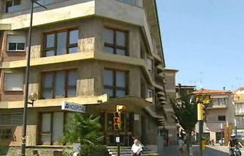 Muere un bebé de 25 días al quedar olvidado en el maletero de un coche