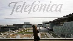Telefónica ofrece bajas voluntarias a los mayores de 53 años con el 68% del salario fijo y variable