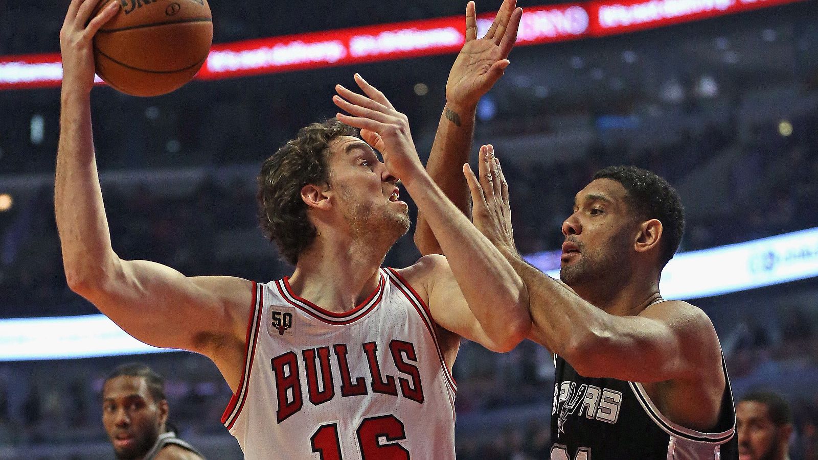 Gasol, ante Tim Duncan