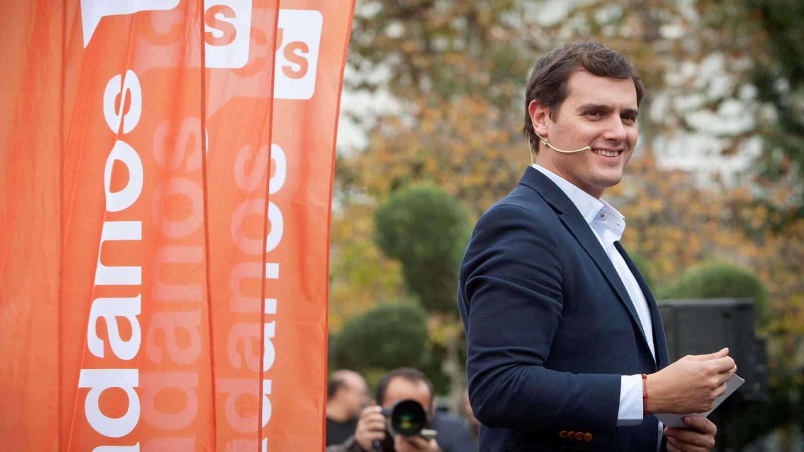 El candidato de Ciudadanos, Albert Rivera, en un acto de campaña en Cádiz.