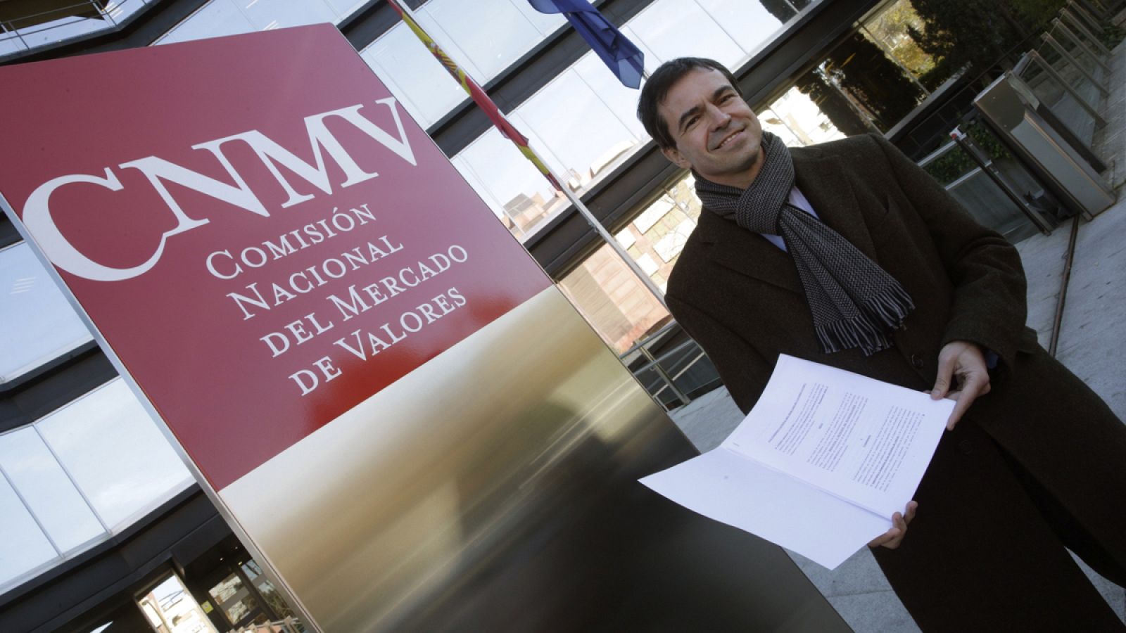 Herzog con la denuncia sobre Abengoa ante la CNMV